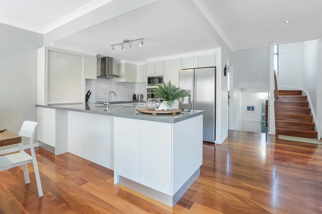 Privacy By The River, Noosaville